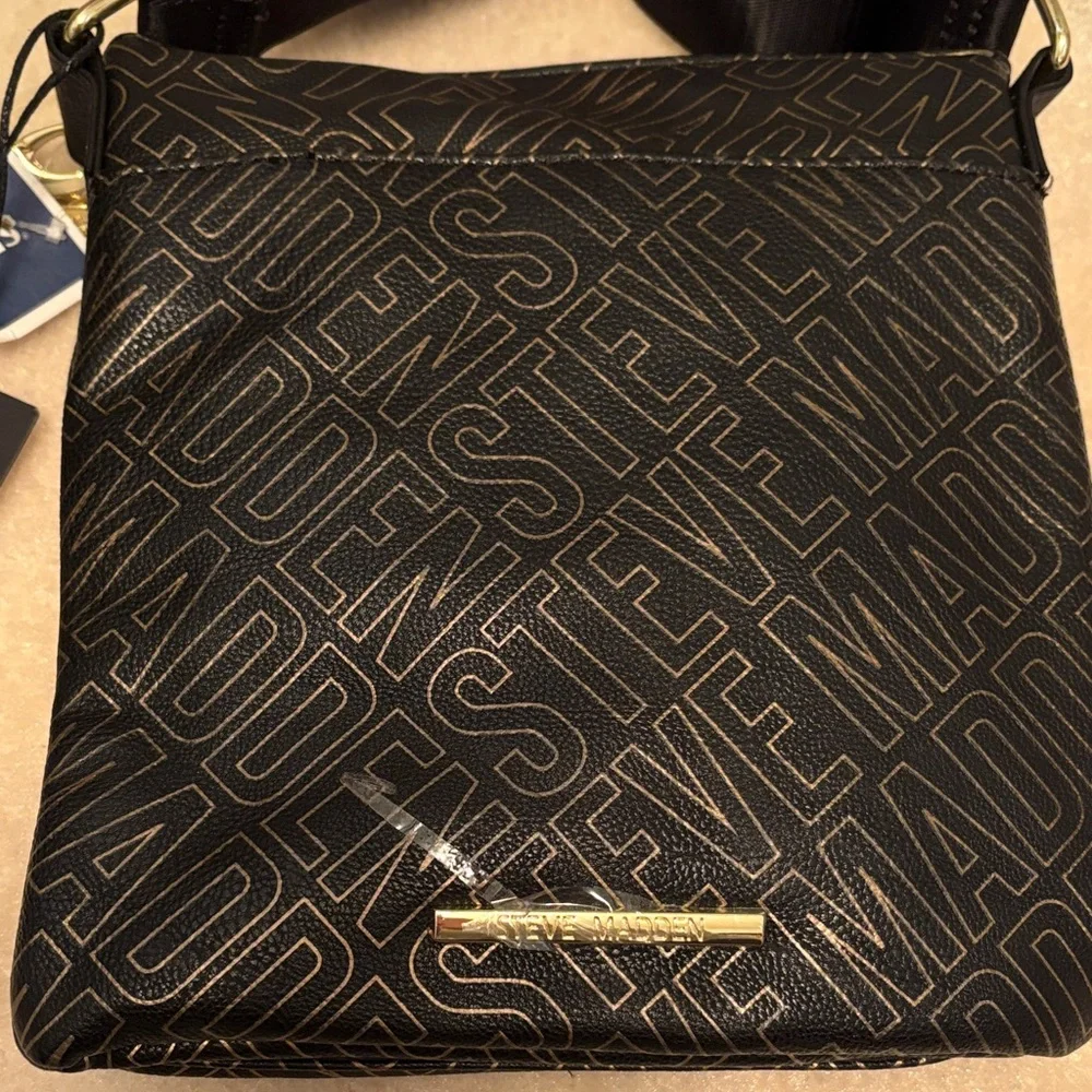 Steve Madden Black and Gold Crossbody Bag - Picture 3 of 7